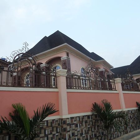 De-Zone Hotel Ikotun Екстер'єр фото